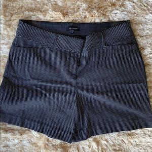 The Limited shorts-black